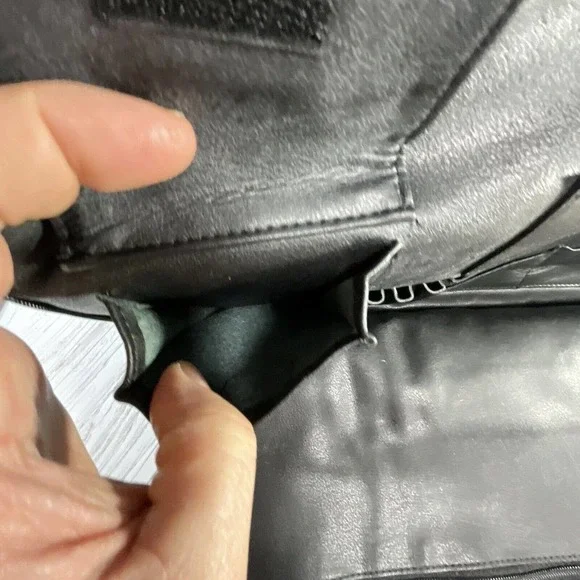 Black Leather Messenger Bag Magnetic Snap Button Close Shoulder Strap - Picture 9 of 16